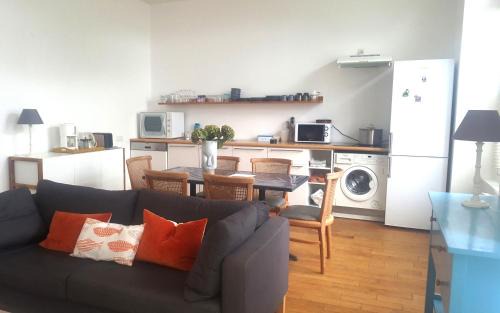 Perros-Guirec Apartamento | Appartement spacieux à 200 m de la plage - Hôtel de l'Europe