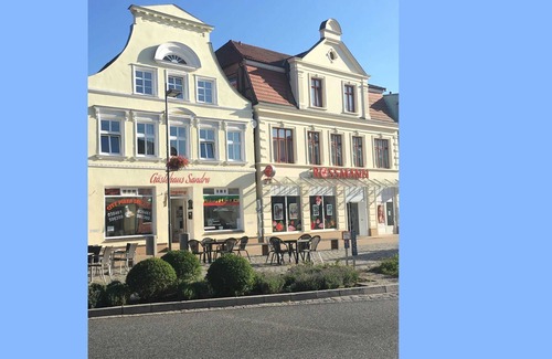 Buetzow Apartamento | Apartment Steinhagen - guest house - Sandra