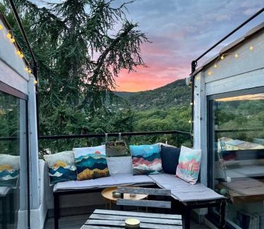 Greoux-les-Bains Apartamento | Appartement sur les toits, très jolie vue Provence