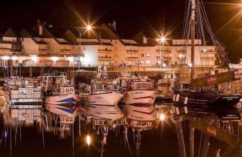 Grandcamp-Maisy Apartamento | Appartement sur le port.
