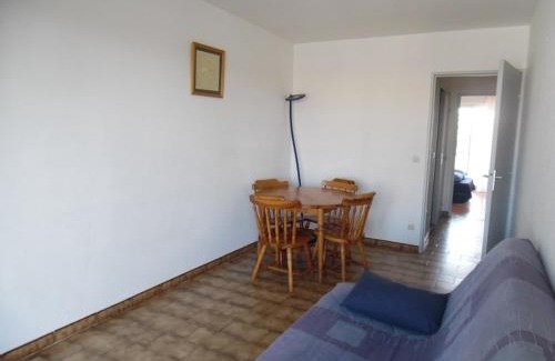 Le Port Apartamento | Appartement traversant 2 pièces, 4 pers, loggias, parking, proche plage - FR-1-750-97