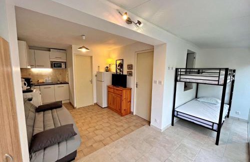 Marseillan Apartamento | Appartement T2 cabine avec grande terrasse, proche plage, parking et équipements complets - FR-1-387-165