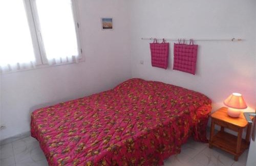 Marseillan Apartamento | Appartement T2 cabine avec terrasse, proche plage, parking privé, pour 4 personnes. - FR-1-326-547