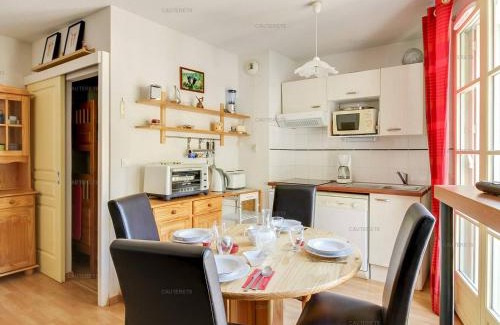 Cauterets Apartamento | Appartement T2 cabine pour 6 pers, parking inclus, face aux télécabines - FR-1-401-19
