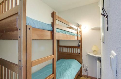 Cauterets Apartamento | Appartement T2 cabine pour 6 pers, parking inclus, face aux télécabines - FR-1-401-19