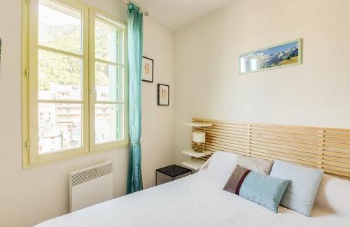 Cauterets Apartamento | Appartement T2 cabine pour 6 pers, parking inclus, face aux télécabines - FR-1-401-19