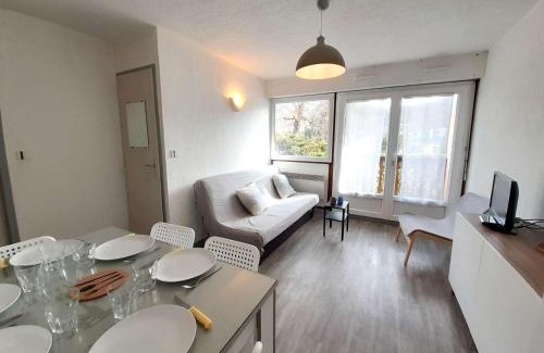 Saint-Lary-Soulan Apartamento | Appartement T2 cabine pour 4 pers avec balcon, parking, sauna & jacuzzi - St Lary Soulan - FR-1-457-341