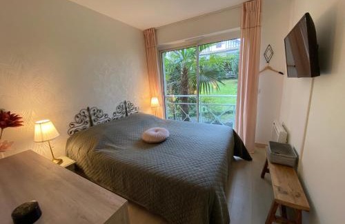 Arcachon Apartamento | Appartement T2 en Front de Mer à Arcachon, Accès Direct Plage, Parking, Animaux Admis - FR-1-374-201