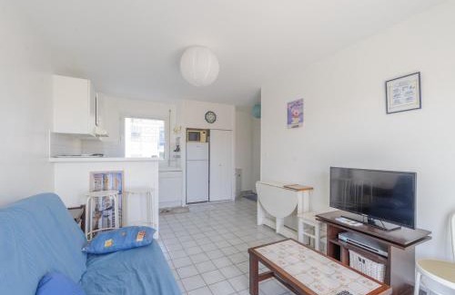 Quartier des Dunes Apartamento | Appartement T2 à 50m de la Plage, Balcon, Wifi, Tout Confort, 4 Pers, Châtelaillon-Plage - FR-1-535-9