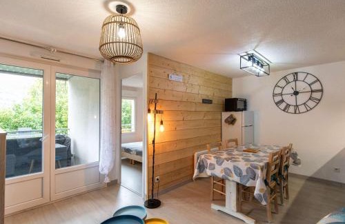 Luz-Saint-Sauveur Apartamento | Appartement T2 cabine, terrasse, piscine, parking, proche commodités et ski, Luz-Saint-Sauveur - FR-1-402-131