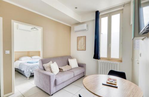 Les Poulettes Apartamento | Appartement T2 moderne cosy et climatisé à proximité du centre ville de lyon