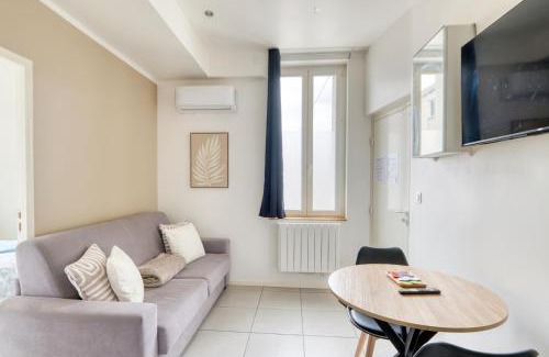 Les Poulettes Apartamento | Appartement T2 moderne cosy et climatisé à proximité du centre ville de lyon