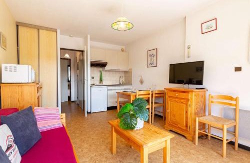 Vielle-Aure Apartamento | Appartement T2 sud, calme, proche Saint-Lary, 4 pers. - FR-1-296-523