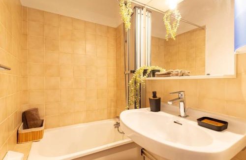 Vielle-Aure Apartamento | Appartement T2 sud, calme, proche Saint-Lary, 4 pers. - FR-1-296-523