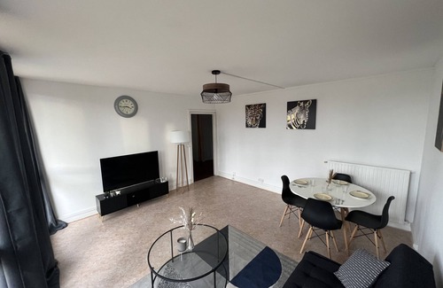 Mery-sur-Oise Apartamento | Appartement T3, 65m² Proche de Paris