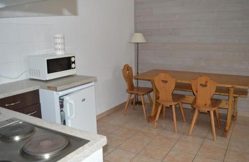 Les Angles Apartamento | Appartement T3 au pied des pistes avec balcon et parking couvert - 2 chambres, 6 couchages - FR-1-593-56