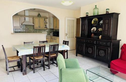 Cambo-les-Bains Apartamento | Appartement T3 avec Terrasse et Piscine, 4 Couchages, Proche Centre-Ville - Cambo-les-Bains - FR-1-495-18