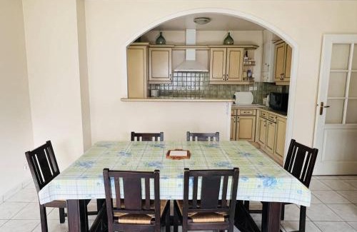 Cambo-les-Bains Apartamento | Appartement T3 avec Terrasse et Piscine, 4 Couchages, Proche Centre-Ville - Cambo-les-Bains - FR-1-495-18