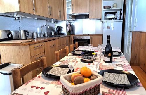 Pra Loup Apartamento | Appartement T3 cosy pour 8 pers. à Pra-Loup, à 50m des pistes avec balcon et parking privé - FR-1-165A-78