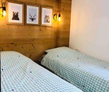 Genos Apartamento | Appartement T4 8 couchages spacieux et cosy au pied des pistes