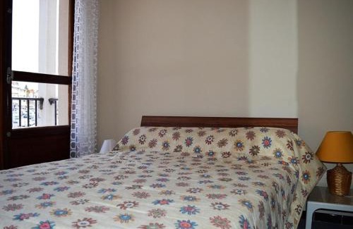 Les Angles Apartamento | Appartement T4 Centre-ville avec balcon, cuisine équipée, TV, lave-vaisselle et lave-linge - FR-1-593-21
