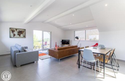 Cessenaz Apartamento | Appartement Terrasses
