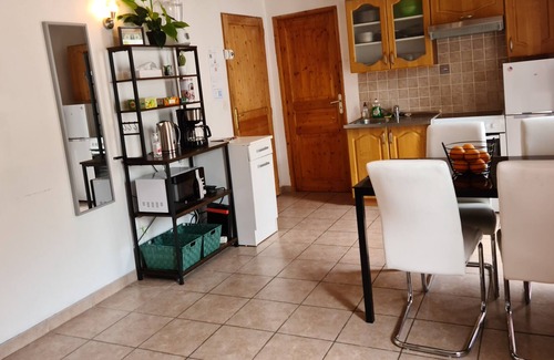 Cervens Apartamento | Appartement Tout Confort au Calme