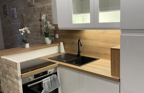 Riou - Petit Juas - Av de Grasse Apartamento | Appartement Très Cosy Avec Jardinet