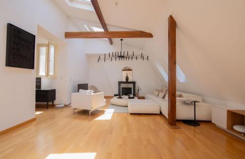 Champs-Elysees Apartamento | Appartement Triangle d'Or