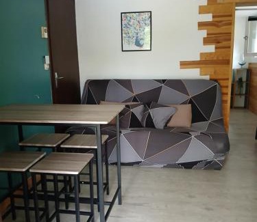 Verrens-Arvey Apartamento | Appartement Verrens