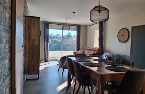 Pleneuf-Val-Andre Apartamento | Appartement vue étang et port de Dahouët