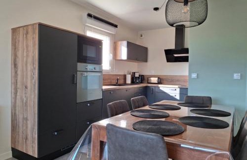 Pleneuf-Val-Andre Apartamento | Appartement vue étang et port de Dahouët