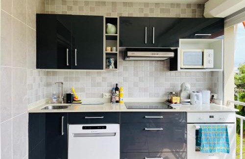Pointe de la verdure Apartamento | Appartement vue mer, piscine, dans quartier prisé de Gosier