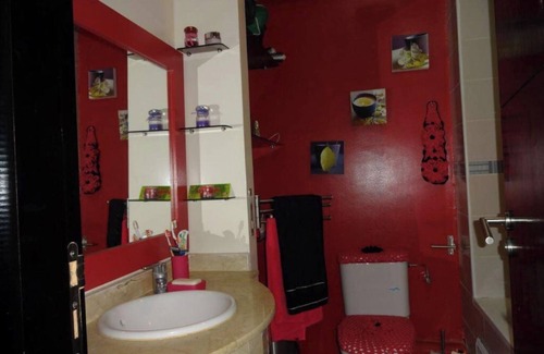 El Mansouria Apartamento | Appartement vue Mer, Plage Privee a Trois Minutes