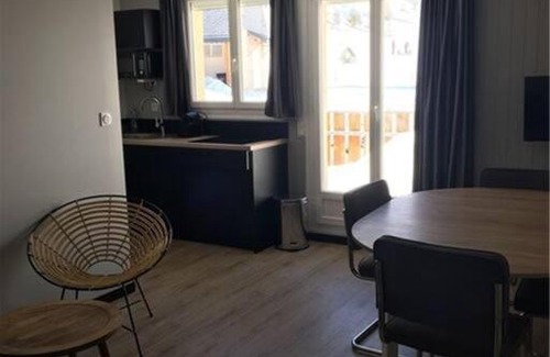 Genos Apartamento | Appartement Vue Montagne