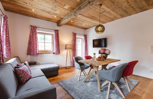Bergheim Apartamento | Appartementhaus Plainstöckl Hotel Gasthof Maria Plain