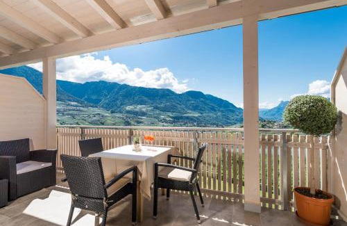 Tirolo Apartamento | Appartementhaus Residence Hirzer