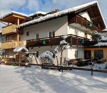 Fuegen Apartamento | Appartements Pungg