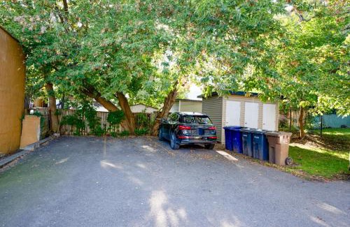 Laval-des-Rapides Apartamento | Appartment 2BR 4 beds AC wi-Fi Smart TV FreeParking