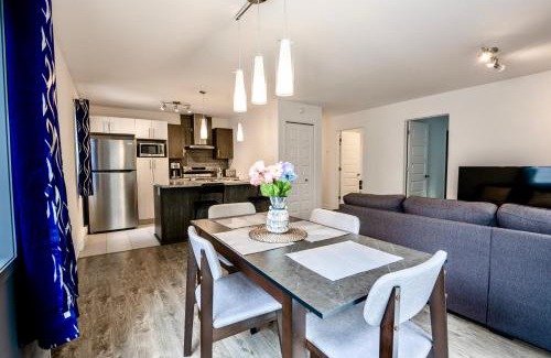 Laval-des-Rapides Apartamento | Appartment 2BR 4 beds AC wi-Fi Smart TV FreeParking