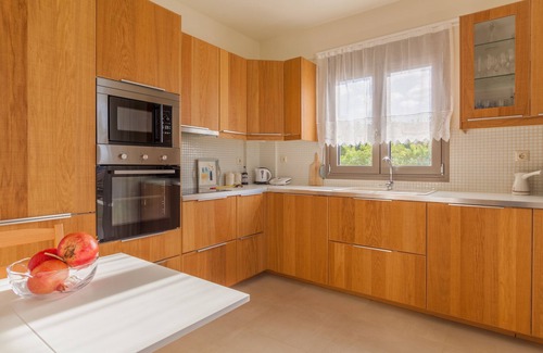 Vathianos Kampos Apartamento | Appartment At Heraklion, Crete, Greece. Kokkini Hani, Brachokipos