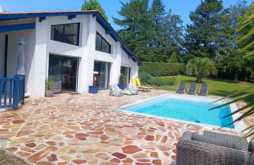 Arbonne Apartamento | VILLA PISCINA CLIMATIZADA + JARDÍN 2500m2 CERCA DE GOLFS Y PLAYAS