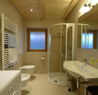 Laion Apartamento | Appartment Kirch Neuhaus