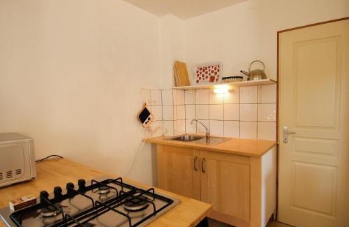 Vezac Casa | Appealing apartment in Vezac with swimming pool