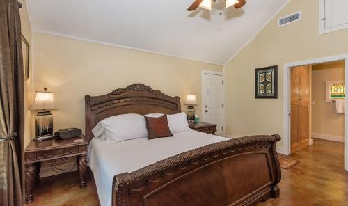 Fredericksburg Casa | Appian Way Celtic Cottage