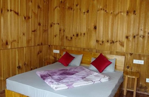 Banjar Casa | Apple Blush Retreat