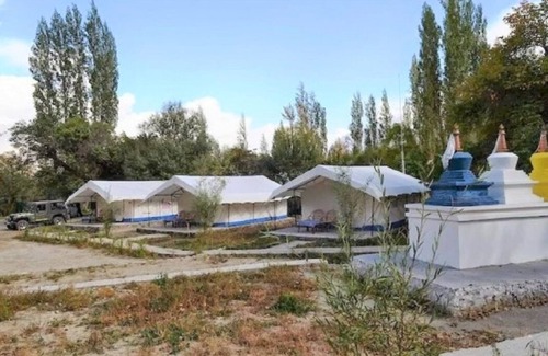 She Alquiler De RV | Apple Cottage Nubra - Glamping