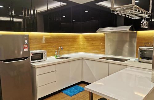 Seri Kembangan Apartamento | Apple Home 1 @ Menara Simfoni/Symphony Tower C180/Cheras/Mines/Balakong/Kuala Lumpur