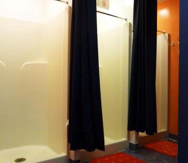 Center City East Hostal | Apple Hostels of Philadelphia