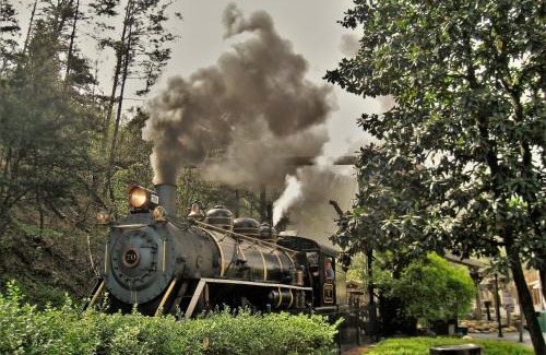 Sevierville Chalet De Esquí | Apple Valley Hideaway, 1089 of FREE Attraction tickets for each paid day, Dollywood and More!